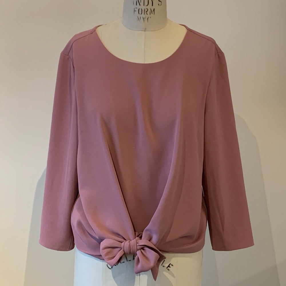 Ann Taylor front tie crepe blouse